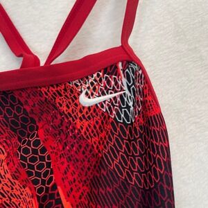 Nike Womens Red Black Honeycomb Sport One Piece Swimsuit Sz 10 Training Workout